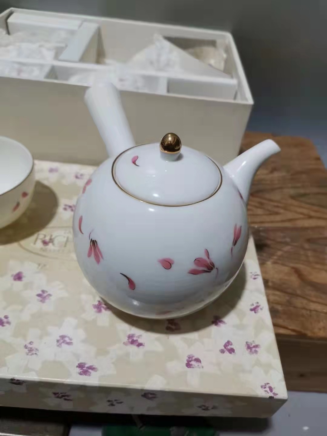 千器雅集—日本回流瓷器臻藏 【原盒】昭和时期—橘吉旗下品牌（理查菲尔德 Richfleld）茶道茶器侧把壶一壶5杯