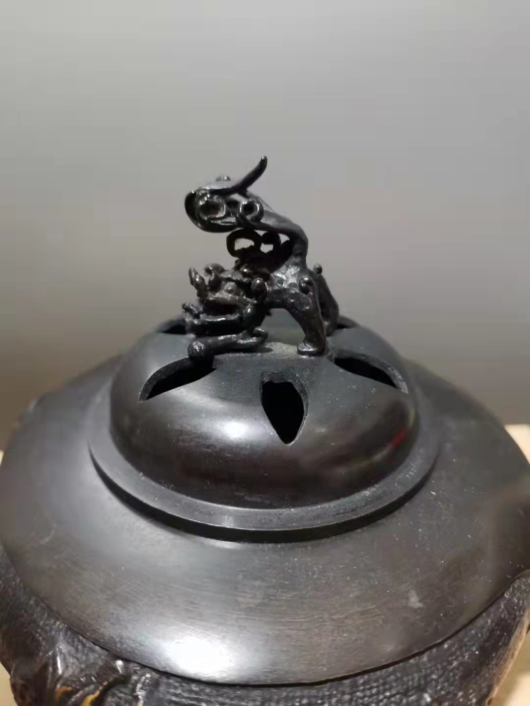 千器雅集—日本回流铜器臻藏 【全品带原盒】日本回流    昭和时期铜器——狻猊摘狮子铜香炉香薰