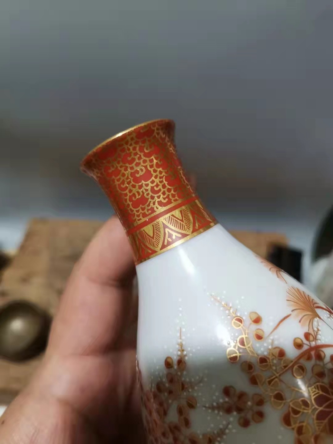 千器雅集—日本回流瓷器臻藏 大正时期（民国早期）手绘描金九谷烧德利酒瓶花瓶一对