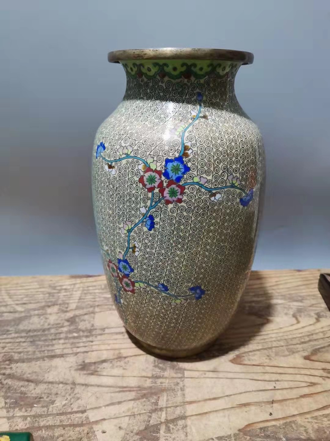 千器雅集—日本回流瓷器臻藏 日本回流民国时期铜胎景泰蓝花瓶