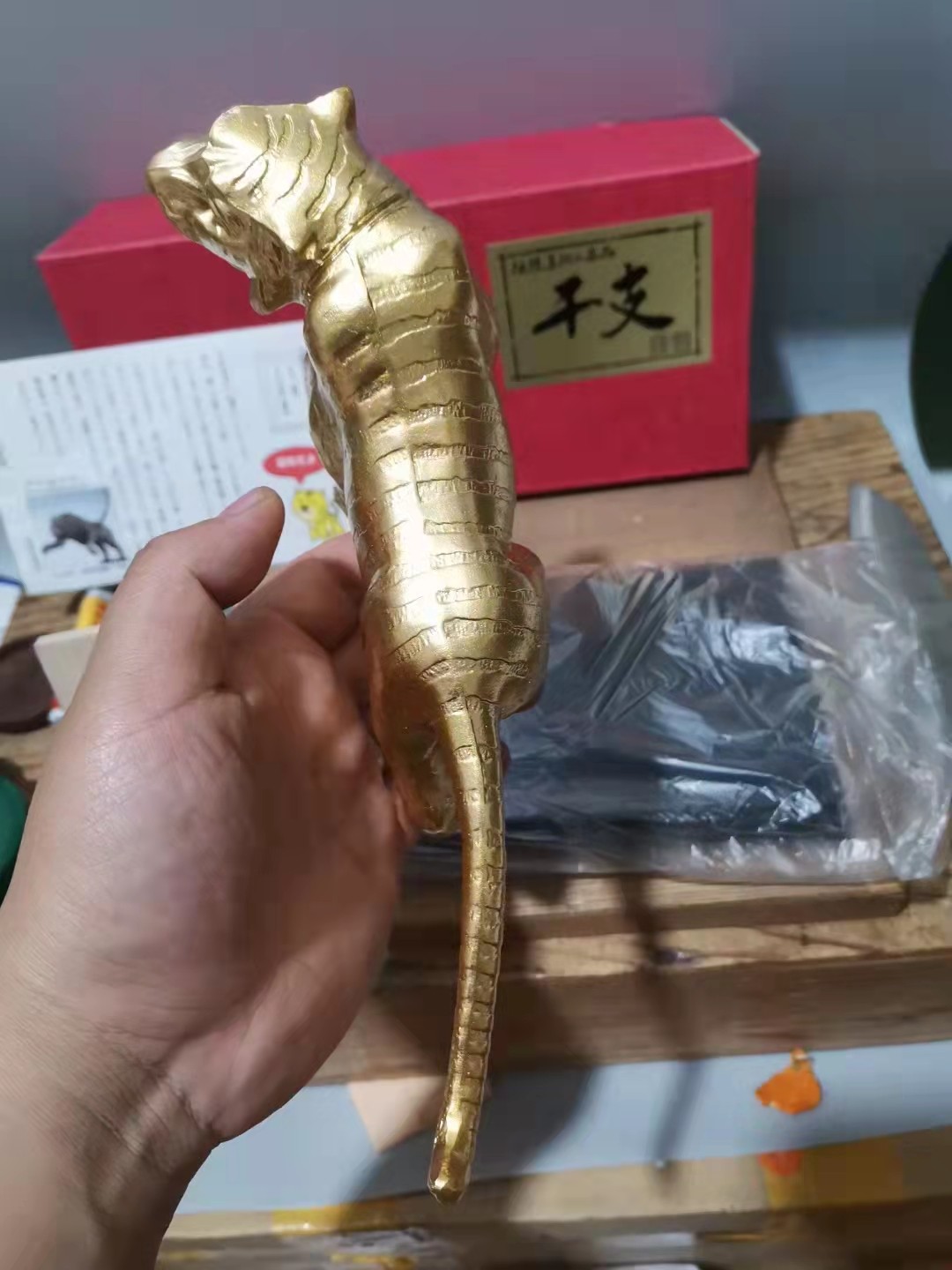 千器雅集—日本回流铜器臻藏 干支生肖铜老虎摆件