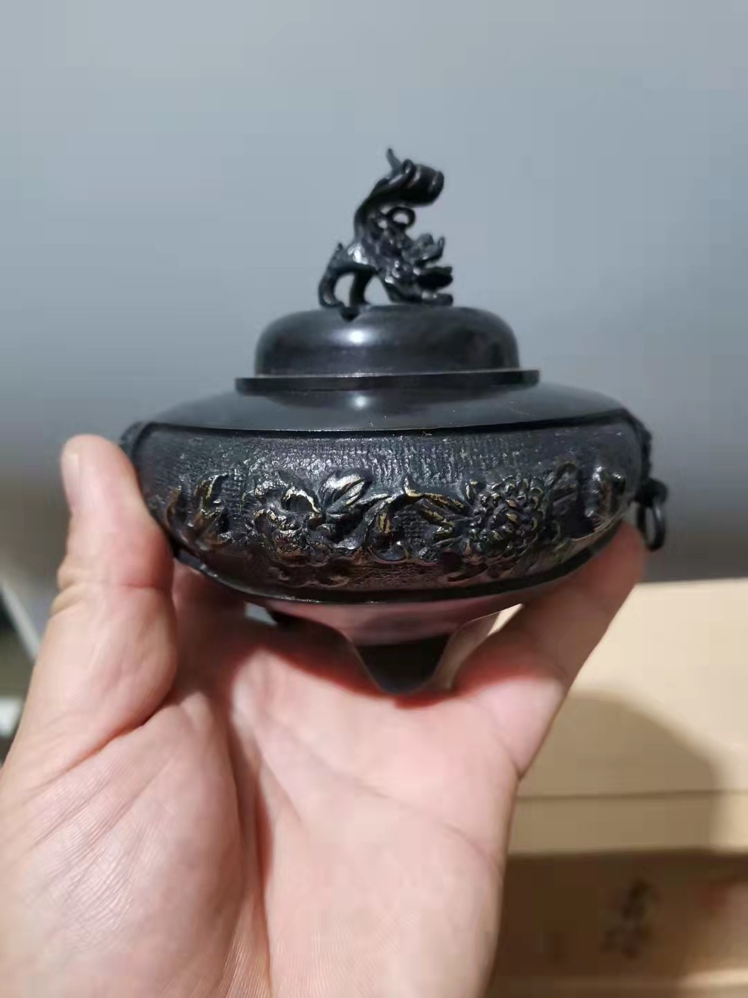 千器雅集—日本回流铜器臻藏 【全品带原盒】日本回流    昭和时期铜器——狻猊摘狮子铜香炉香薰