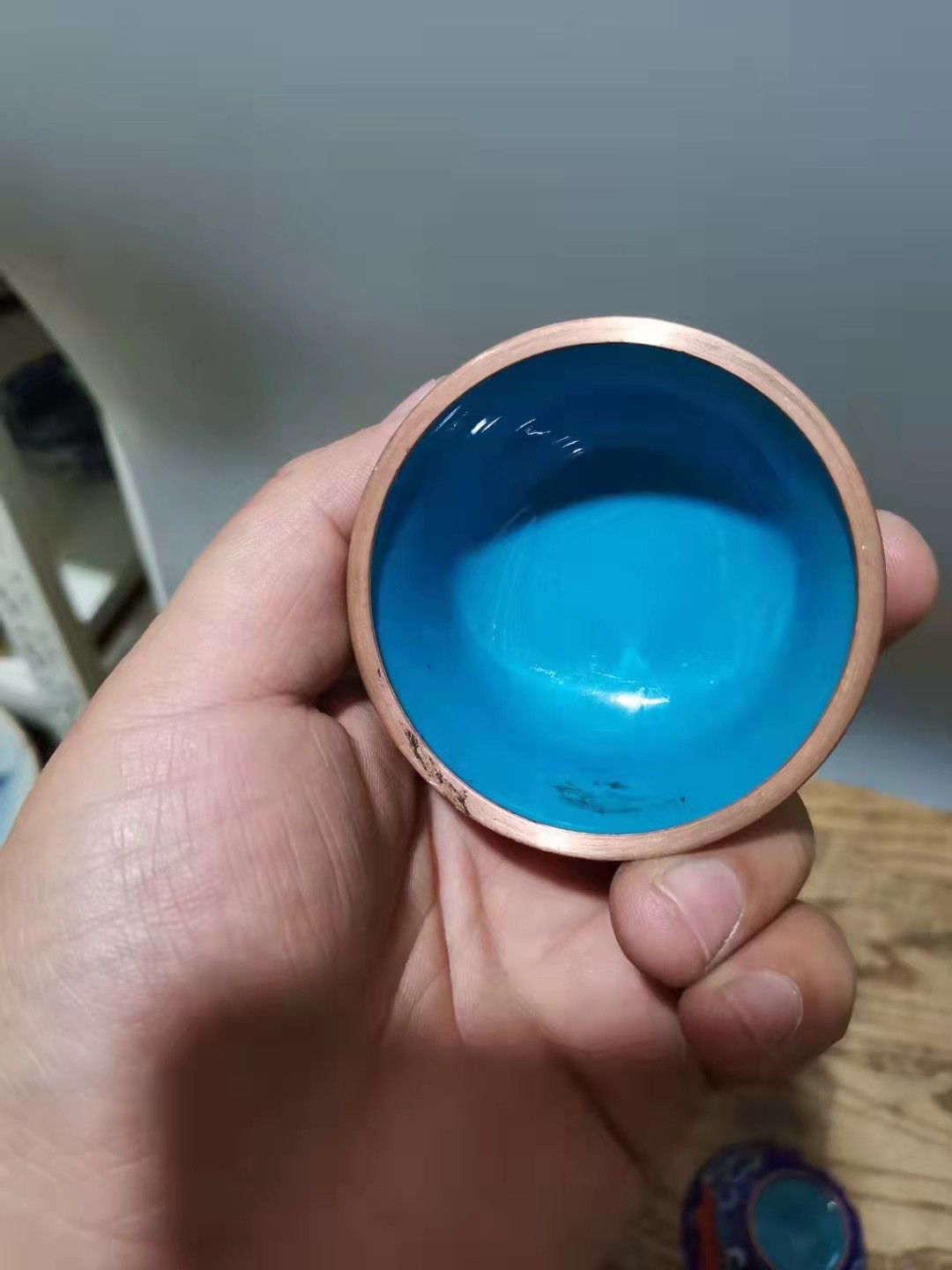 千器雅集—日本回流瓷器臻藏 日本回流创汇时候精品——铜胎景泰蓝佛手杯供杯一对