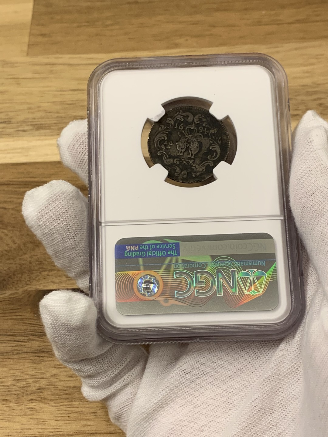 欧陆典藏，“币”定生辉，外币专场第一期 1694年那不勒斯-恶魔查理二世-西班牙最后一个哈布斯堡王朝。 西西里岛和撒丁岛的海外帝国的国王，米兰公爵，西班牙尼德兰的君主.稀少品。NGC-VFD