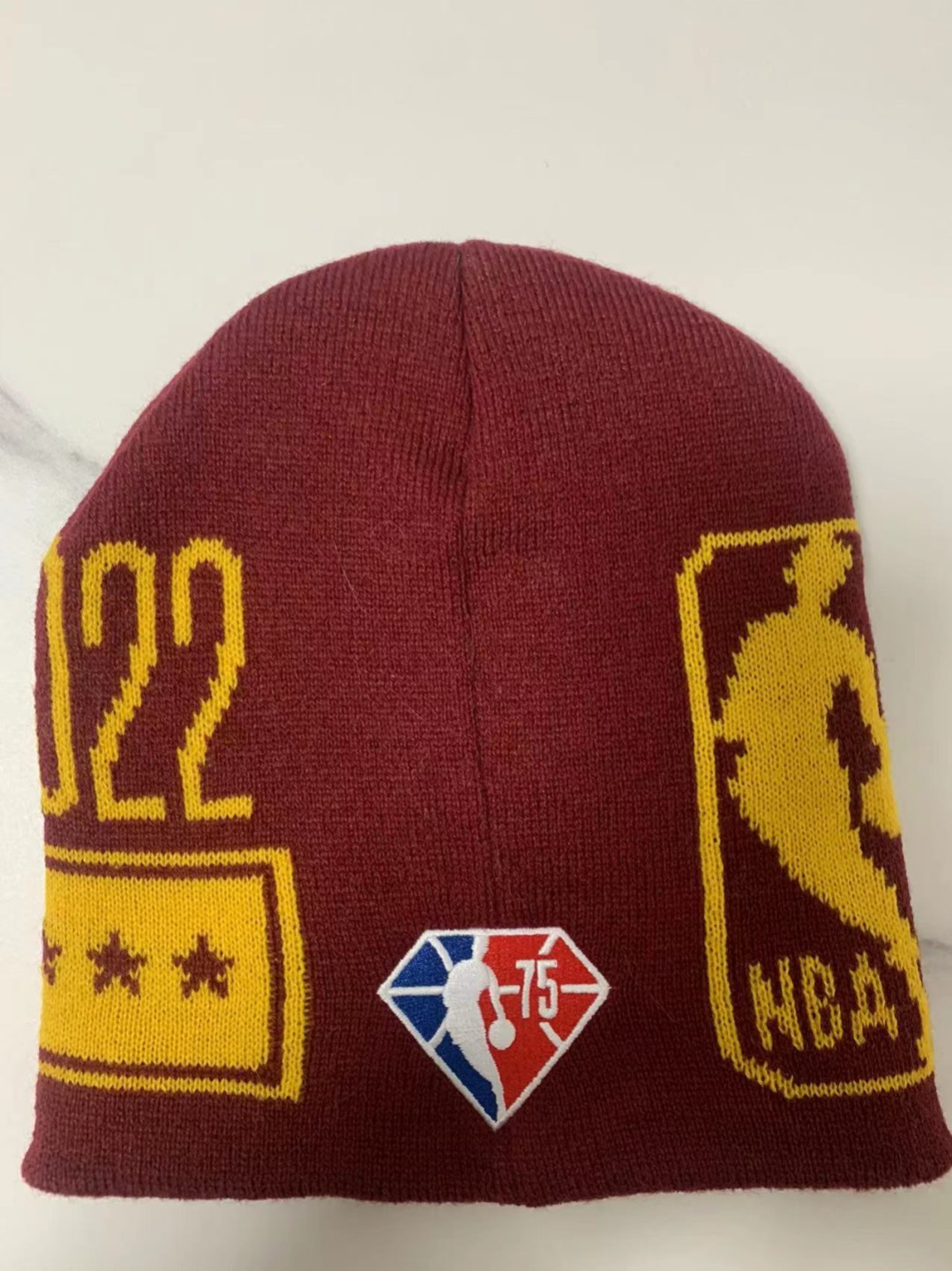 零元拍：NBA2022克利夫兰全明星赛官方冷帽，阿克伦之子的骑士红配色，NBA75周年Logo，做工异常精美，实乃不可多得好物，美国带回，收藏佳品！无签名