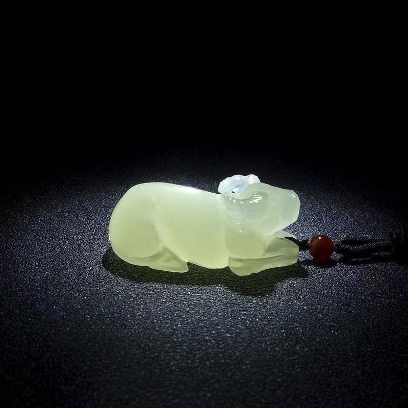 天然新疆玉牛吊坠玉石项链男女情侣挂件十二生肖玉牛玉佩