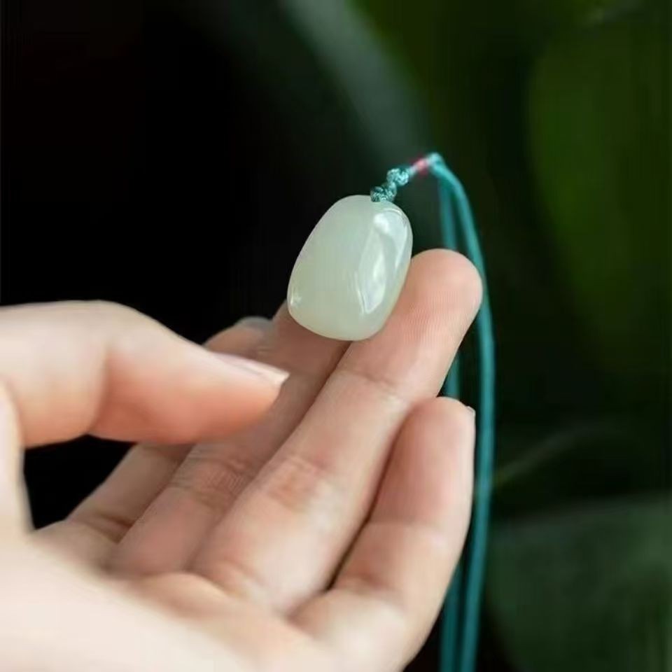 玉吊坠平安无事牌吉利豆烟紫青玉坠玉牌项链百搭玉器庇佑礼物