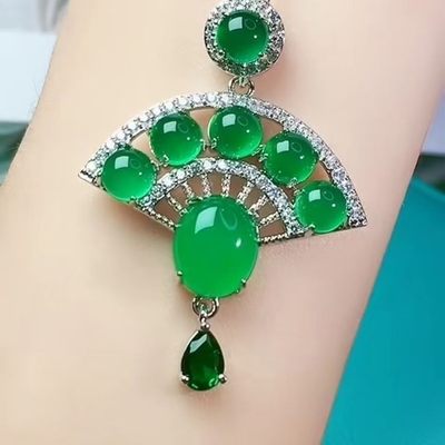 天然帝王绿玉髓吊坠玉扇项链碧玉色绿玉髓玉扇吊坠毛衣链锁骨链 - 天然帝王绿玉髓吊坠玉扇项链碧玉色绿玉髓玉扇吊坠毛衣链锁骨链