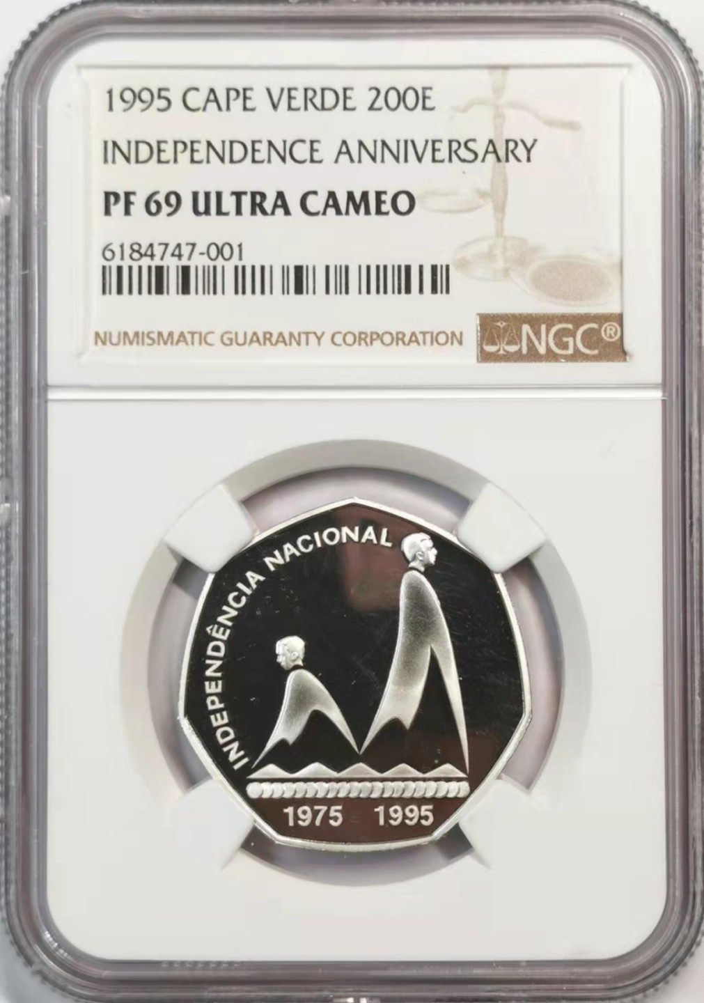 欧罗巴与亚细亚的春天奏鸣曲—凡希社世界钱币微拍第一百九十期 1995佛得角独立20周年纪念大银精铸NGC-PF69UC附原盒证书！