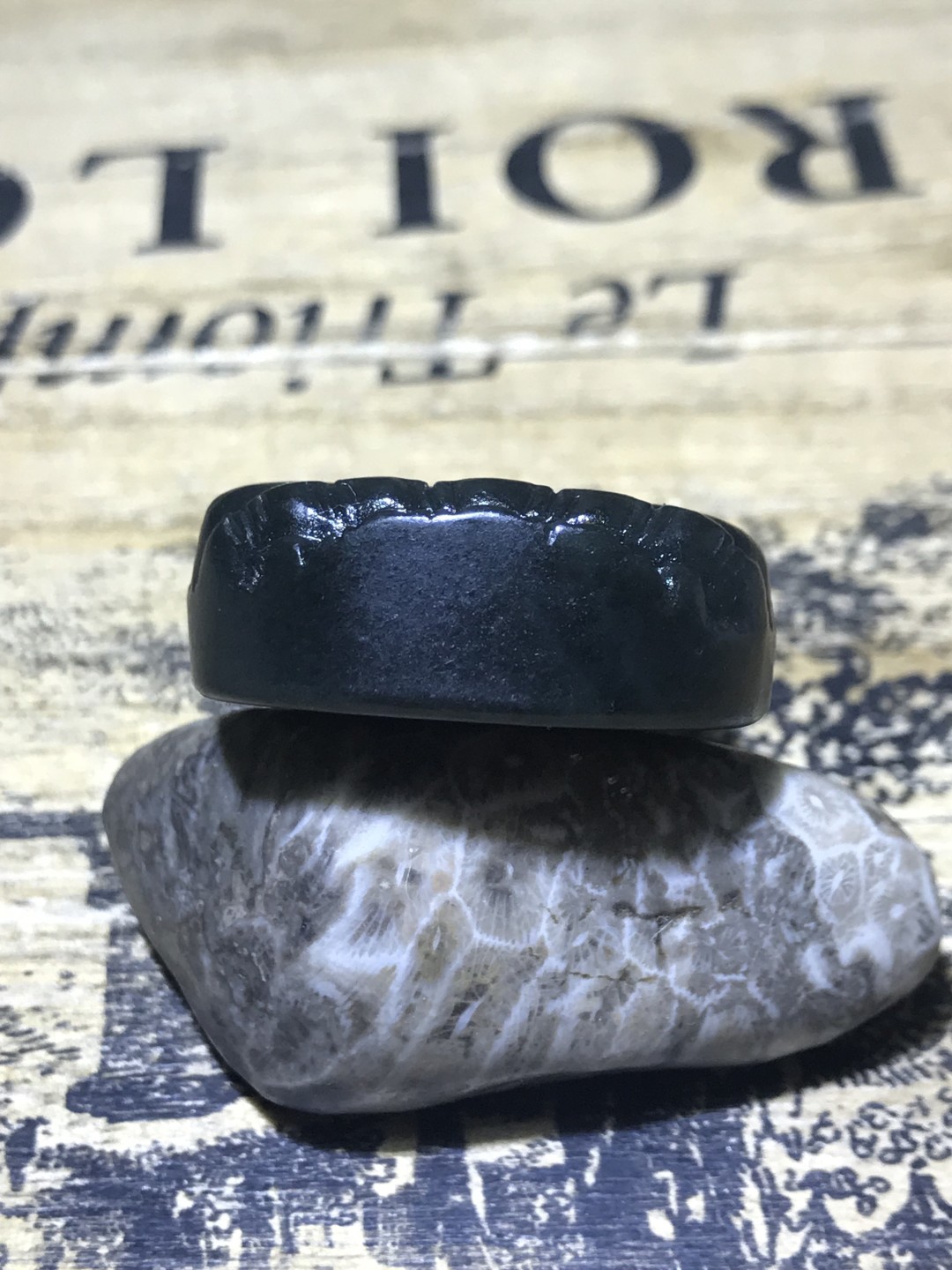 天然新疆和田青玉雕刻大势至菩萨