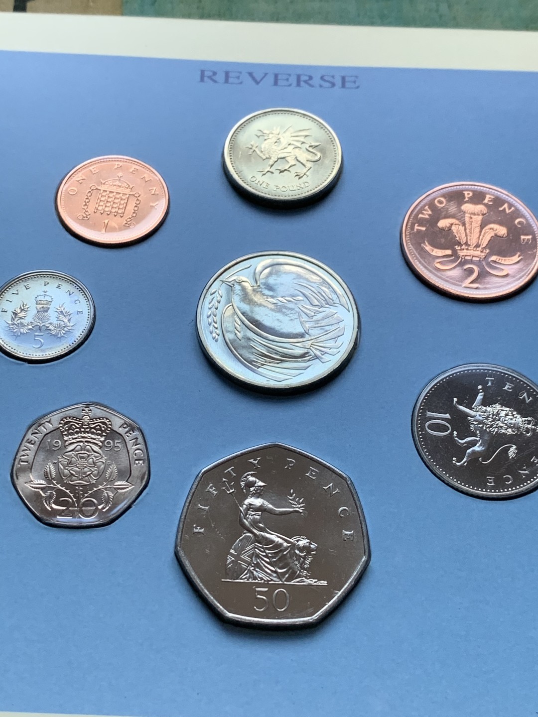 《竞宝斋》第37场-周日 首场自动拍卖 2件或者满200包顺丰 原封装英国 1995年 8枚套 卡装套币 较少