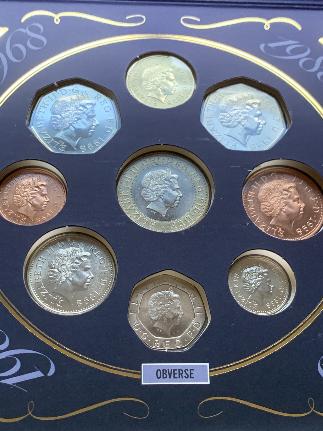 《竞宝斋》第37场-周日 首场自动拍卖 2件或者满200包顺丰 原封装英国 1998年 9枚套 卡装套币 较少