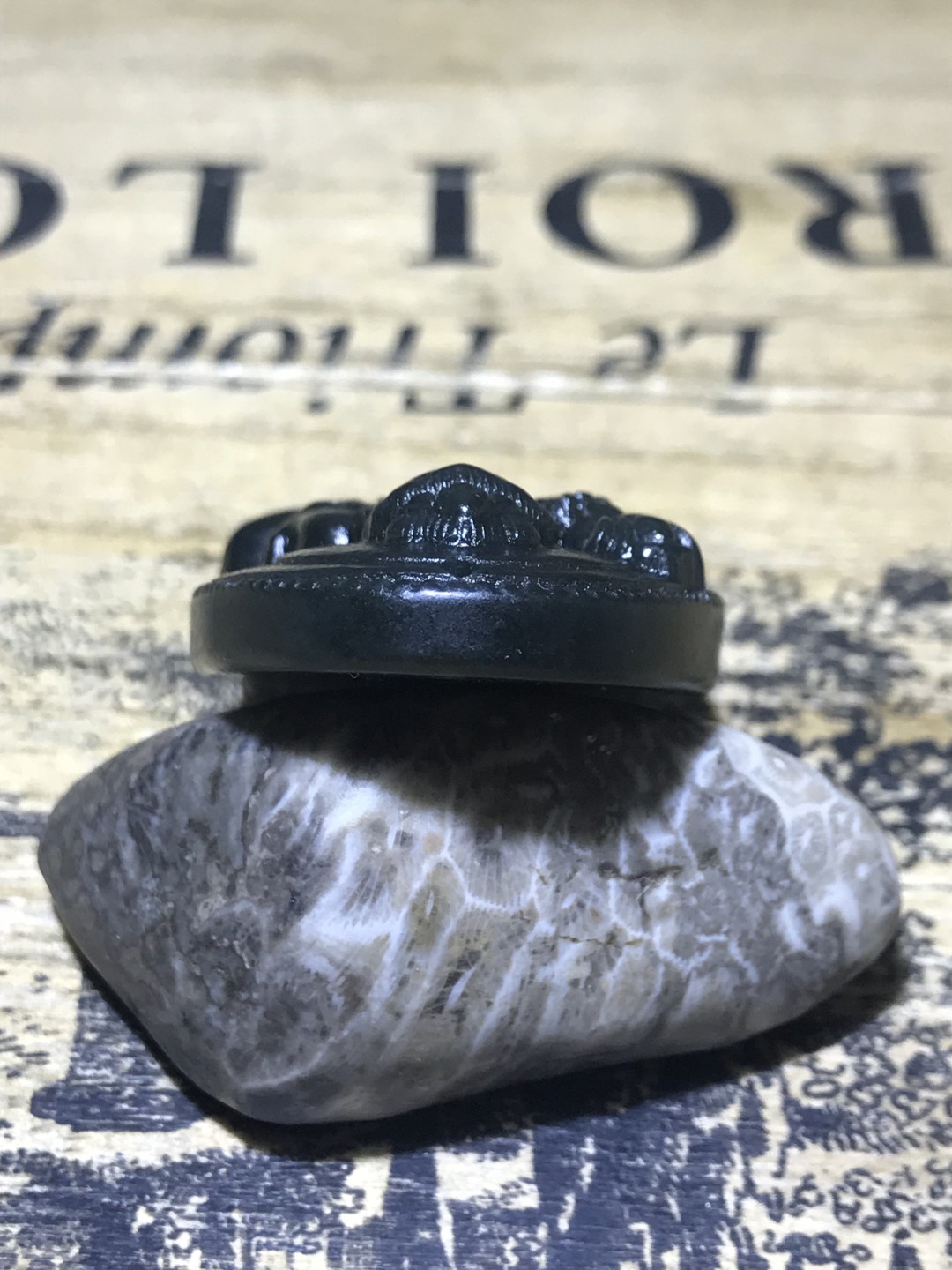 天然新疆和田青玉雕刻大势至菩萨