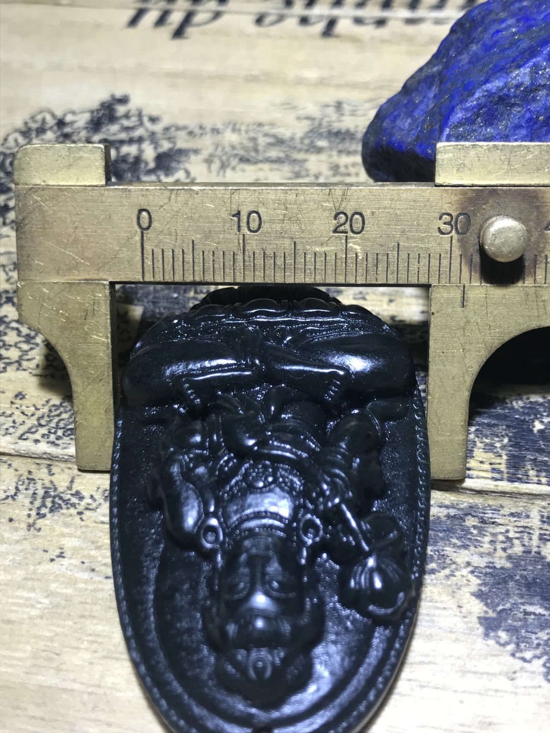 天然新疆和田青玉雕刻大势至菩萨