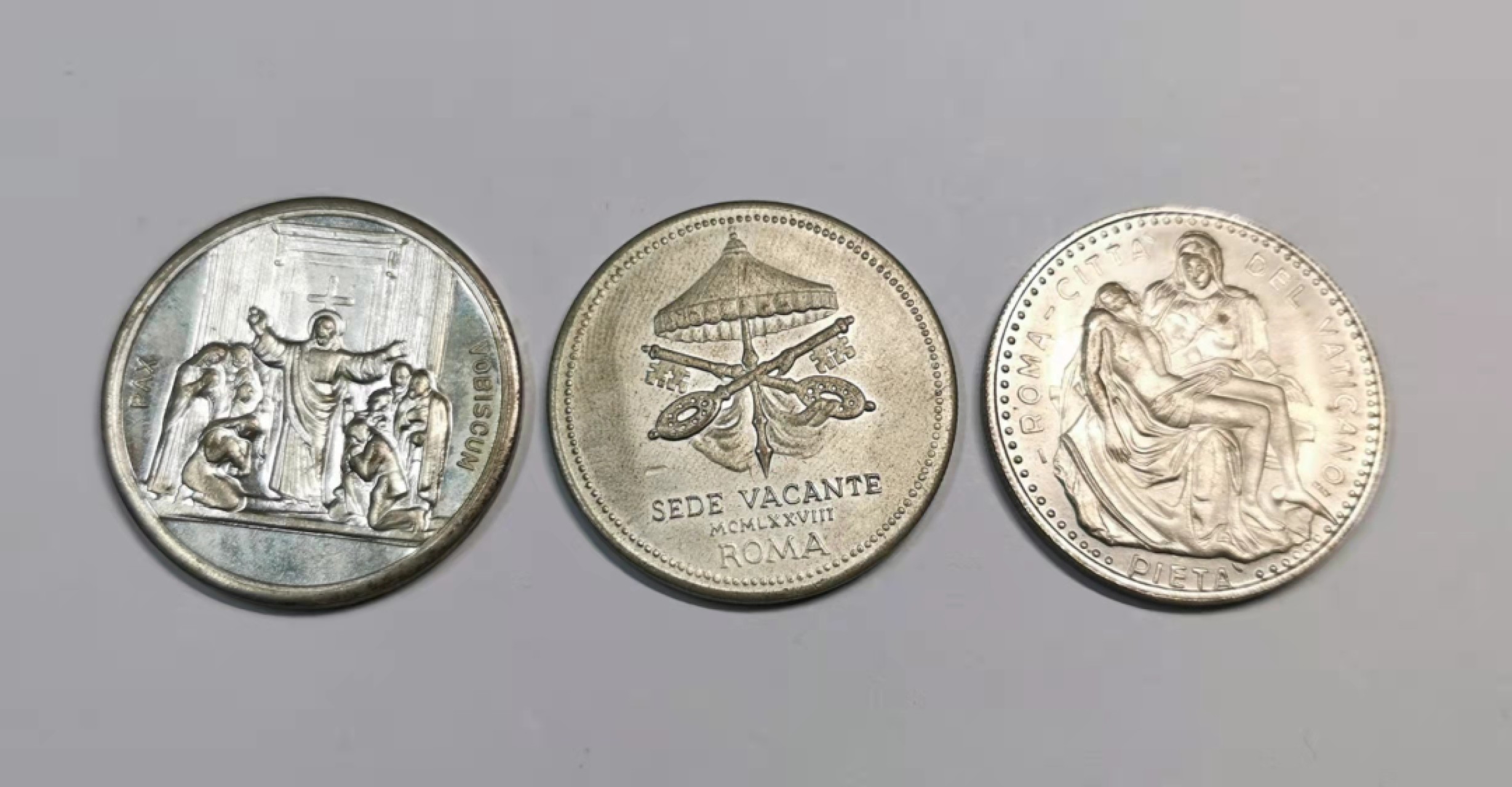 欧罗巴与亚细亚的春天奏鸣曲—凡希社世界钱币微拍第一百九十期 梵蒂冈教皇镀银章三枚一组