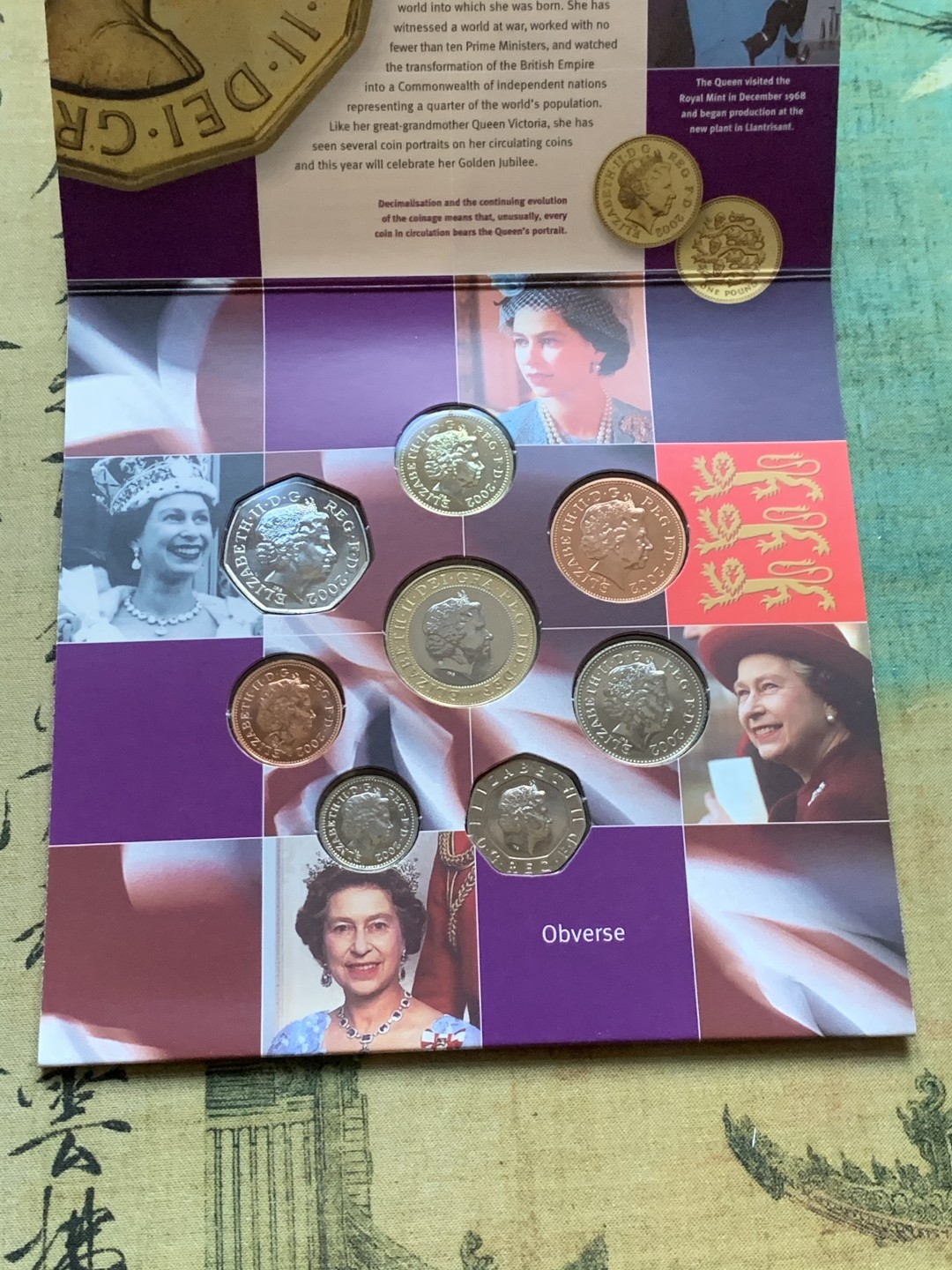 《竞宝斋》第37场-周日 首场自动拍卖 2件或者满200包顺丰 原封装英国 2002年 8枚套 卡装套币 稀少