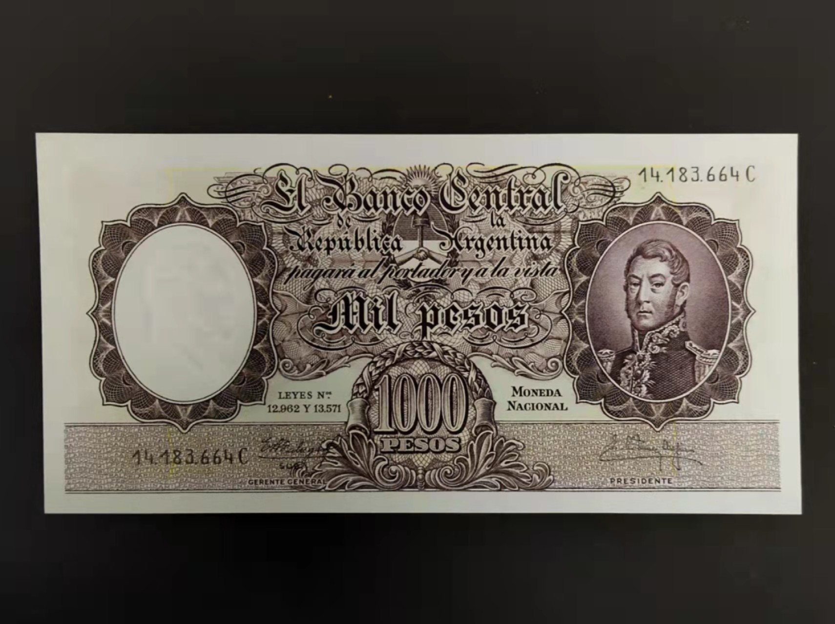 圣域骑士团 | CICE币展&易卜生专场 春天来了 ‼️第三期（2022003） 【稀少版本】1966年阿根廷 1000比索 全新UNC 背图大帆船⛵