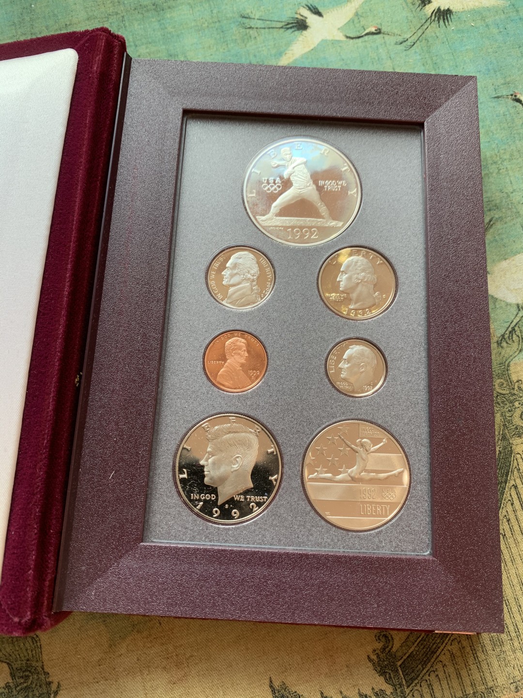 《竞宝斋》第37场-周日 首场自动拍卖 2件或者满200包顺丰 原装美国1992年7枚套本垒打精制币最大的是银币26.73克