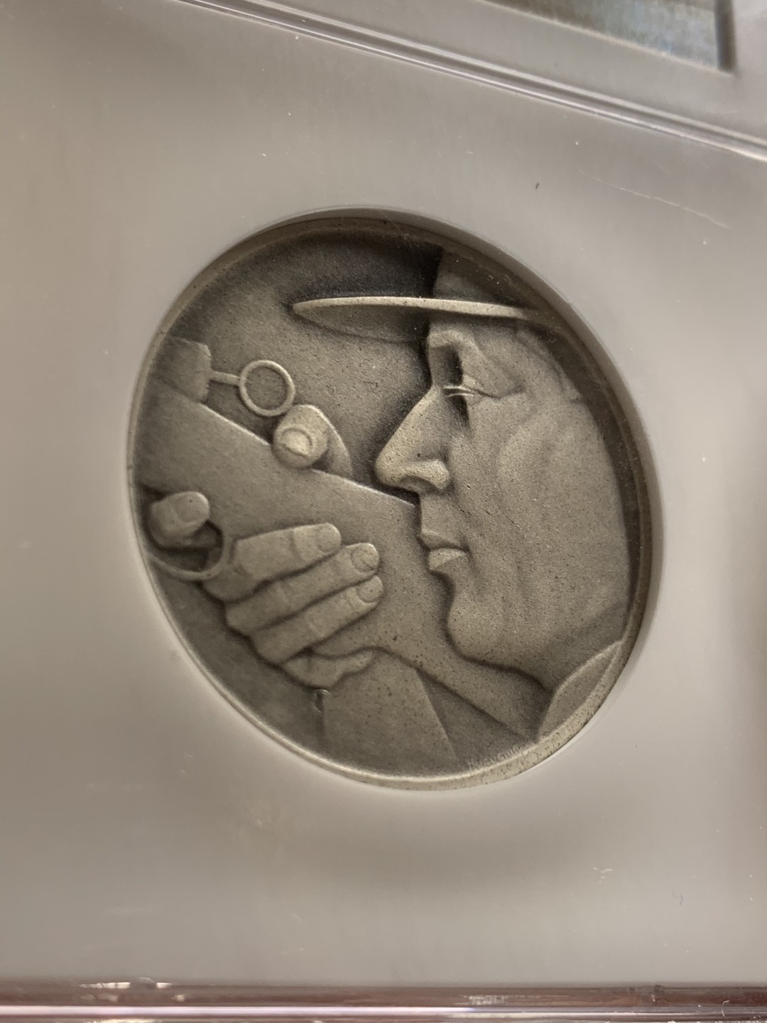 《竞宝斋》第36场-本周日 （全场顺丰包邮） NGC-MS67 瑞士 1931年施维茨-图根射击节银章 让子弹飞 唯一冠军分 存世量个位数 表面有冰霜实物极其养眼 顶级藏品 外拍大热门