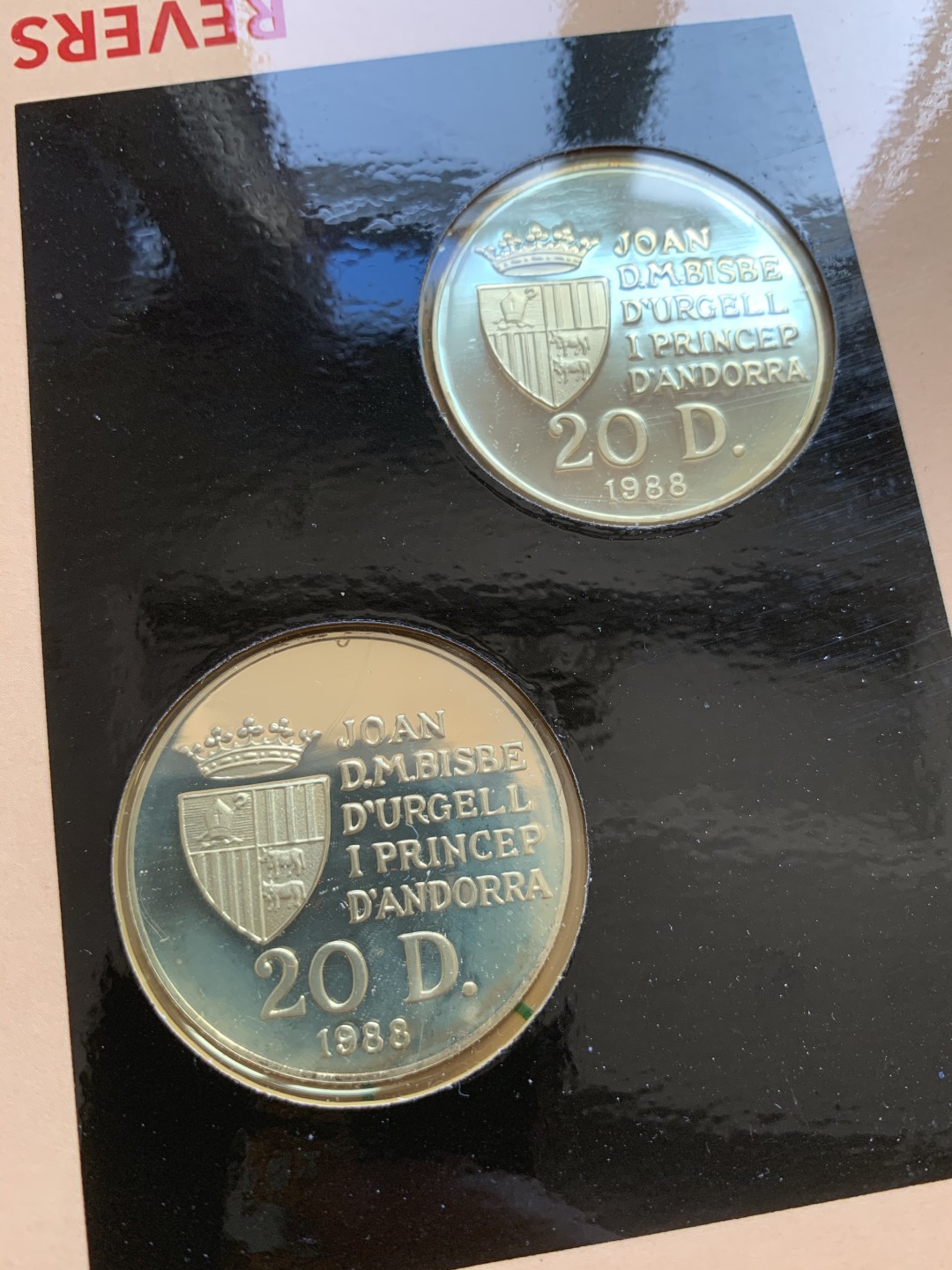 《竞宝斋》第37场-周日 首场自动拍卖 2件或者满200包顺丰 原装安道尔1988年 纪念巴塞罗那奥运 20第纳尔银币 2枚卡装套币