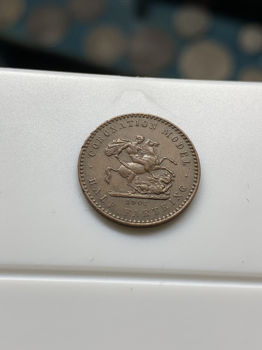 《竞宝斋》第36场-本周日 （全场顺丰包邮） 1902英国 爱德华七世半法新 UNC品相 最小面值的马剑