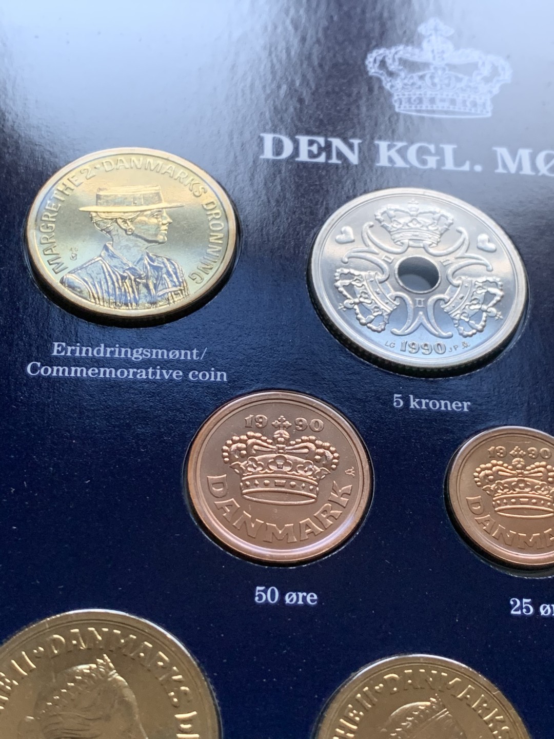 《竞宝斋》第37场-周日 首场自动拍卖 2件或者满200包顺丰 原封装 丹麦 1990年 6枚套 卡装套币