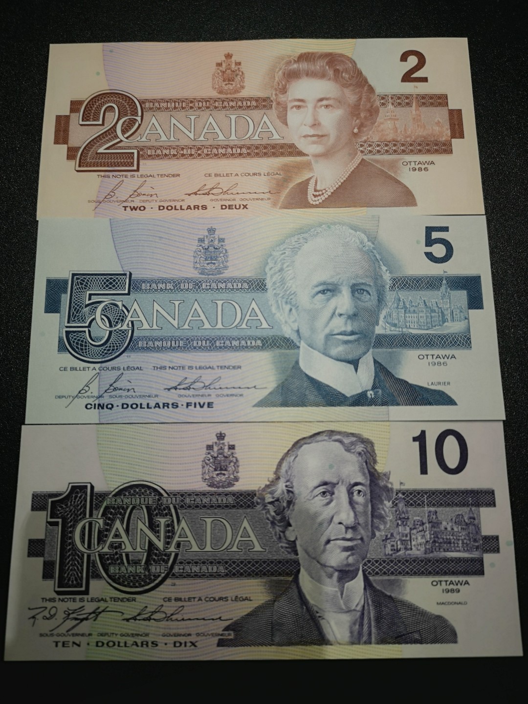 《外钞收藏家》第一百六十九期拍卖（本期65件） 加拿大鸟版2、5、10加元 全新UNC 无47