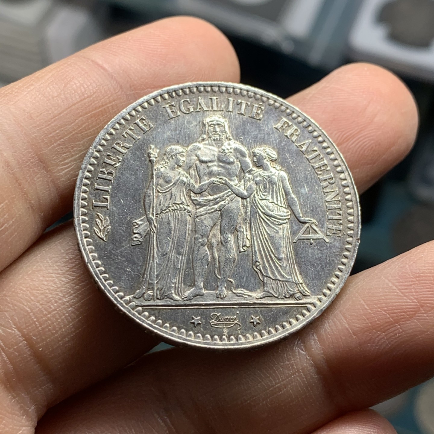 《竞宝斋》第37场-周日 首场自动拍卖 2件或者满200包顺丰 法国1876-A年 大力神 5法郎 大银币 原光好品 可以自己送评