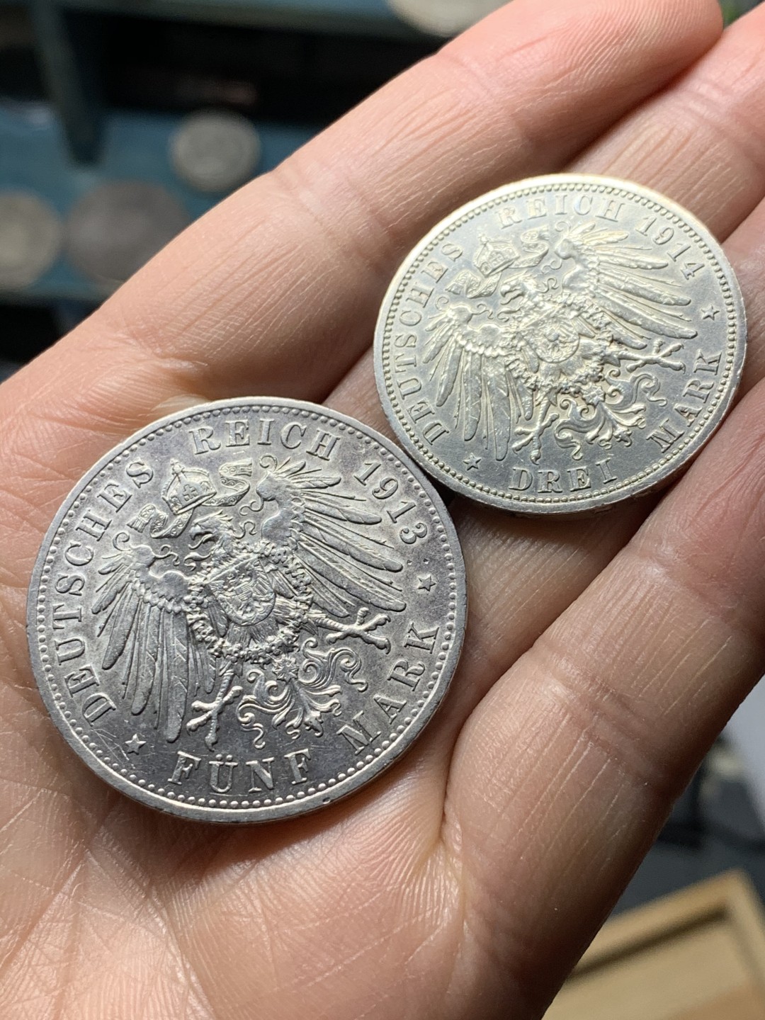 《竞宝斋》第36场-本周日 （全场顺丰包邮） （两枚一组）德国威廉二世戎装3马克（1914年）、5马克（1913年），裸币好品。