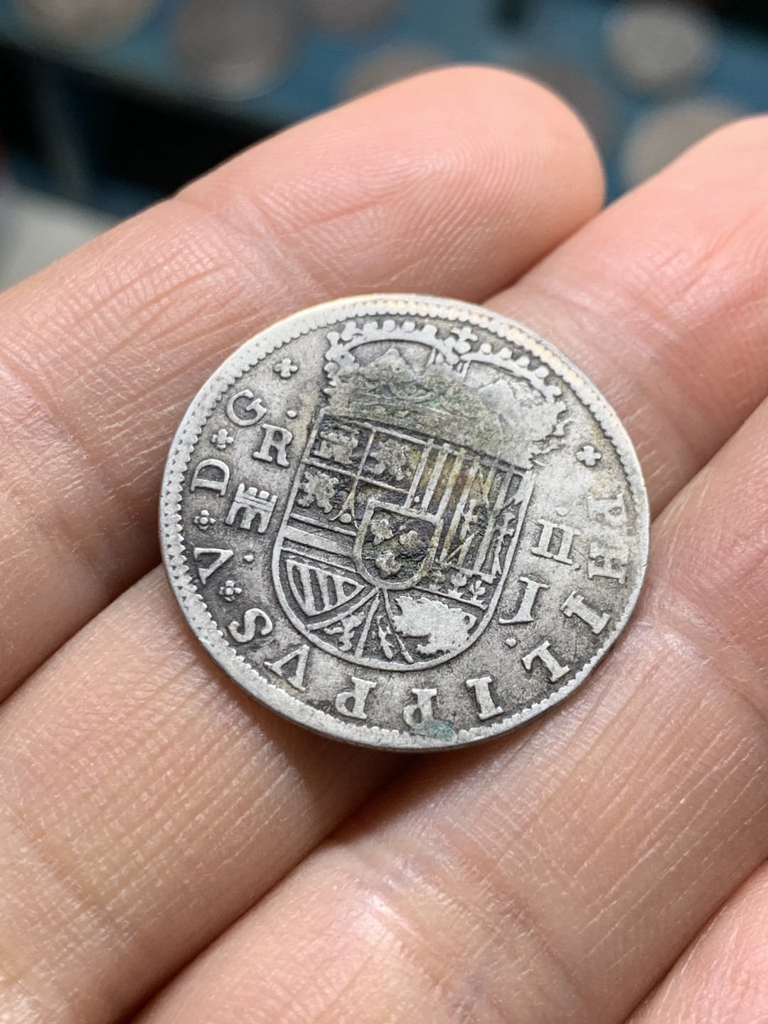 《竞宝斋》第36场-本周日 （全场顺丰包邮） 少见 早期西班牙 1717年 菲利普五世银币 2R 十字版 银币