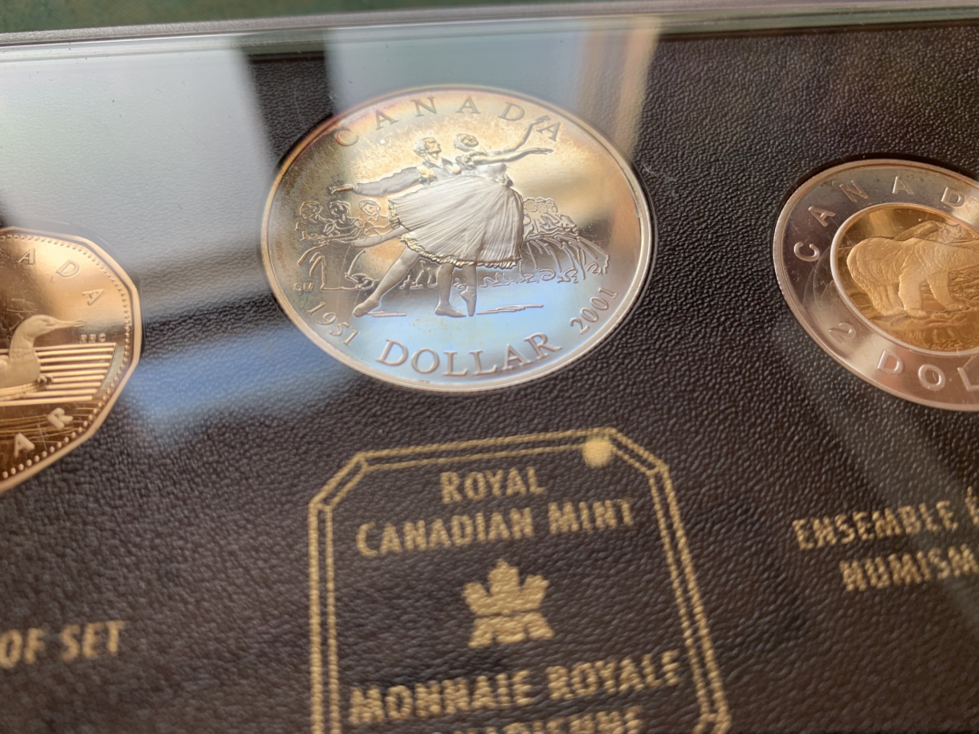 《竞宝斋》第37场-周日 首场自动拍卖 2件或者满200包顺丰 加拿大2001年8枚套精制纪念币国家芭蕾舞纪念