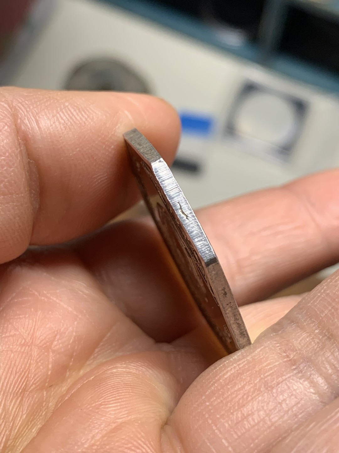 《竞宝斋》第36场-本周日 （全场顺丰包邮） 法国1839年八角代用银币 油灯铭。对边直径33mm，重量14.22g。