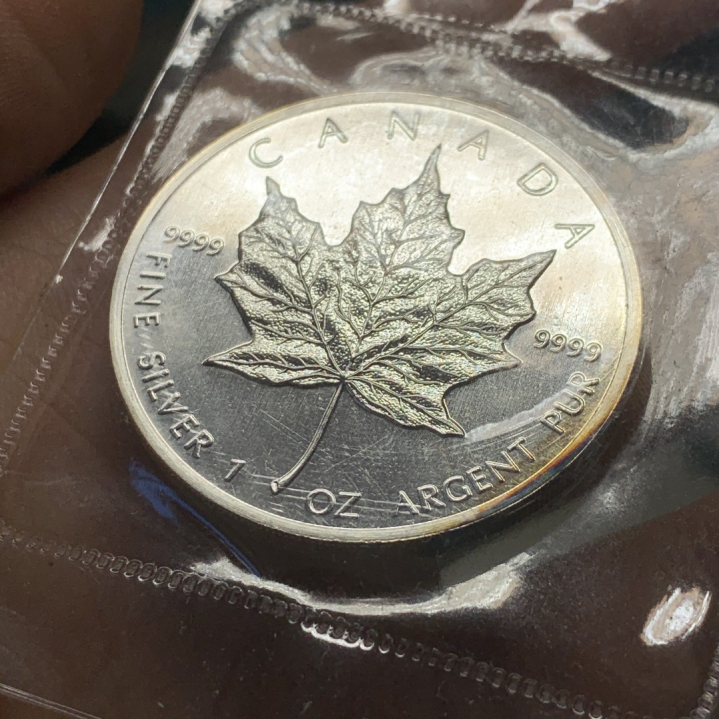 《竞宝斋》第37场-周日 首场自动拍卖 2件或者满200包顺丰 原封装 加拿大1988年 伊丽莎白二世 枫叶一元 1盎司纯银9999 银币