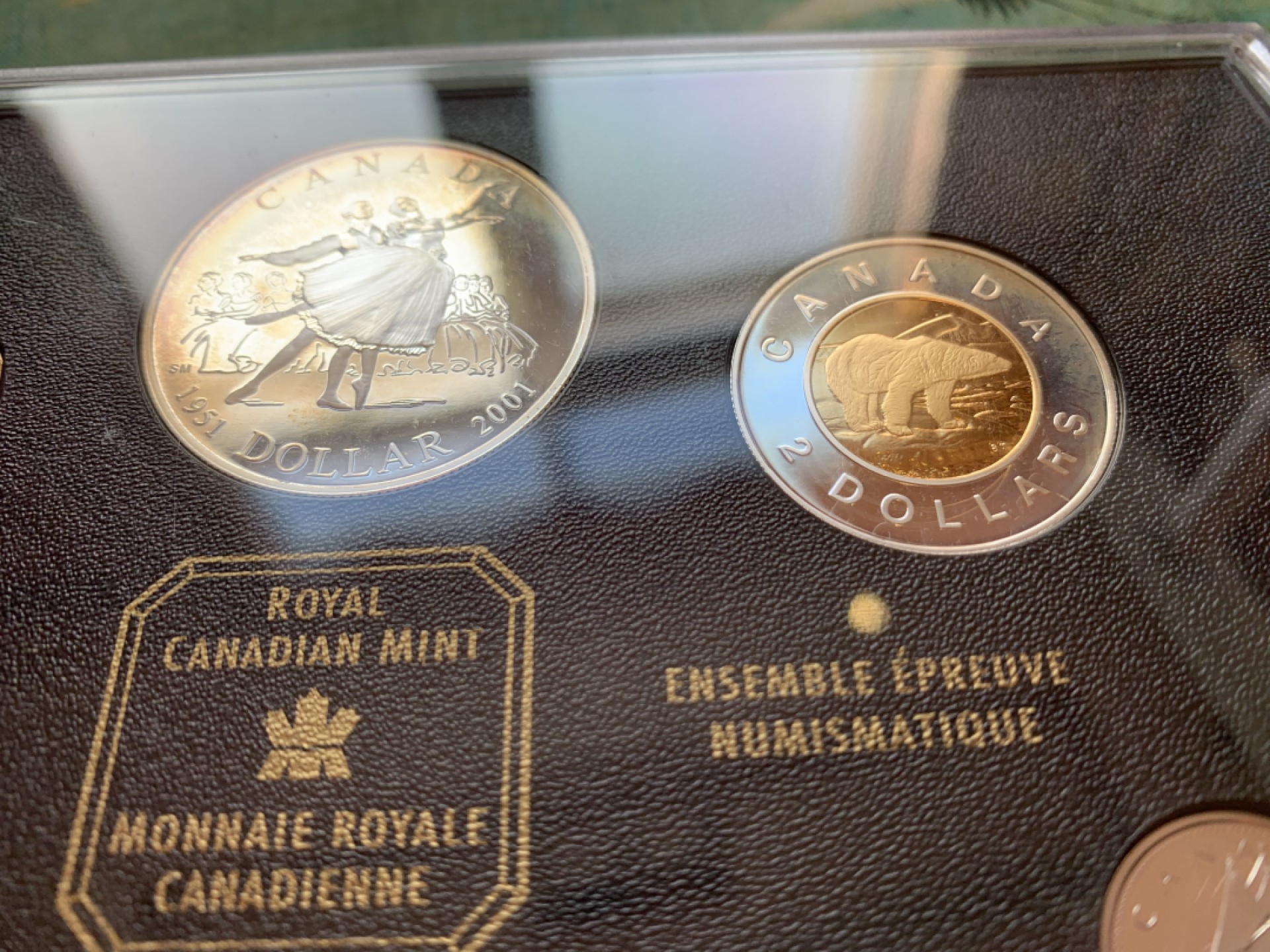 《竞宝斋》第37场-周日 首场自动拍卖 2件或者满200包顺丰 加拿大2001年8枚套精制纪念币国家芭蕾舞纪念