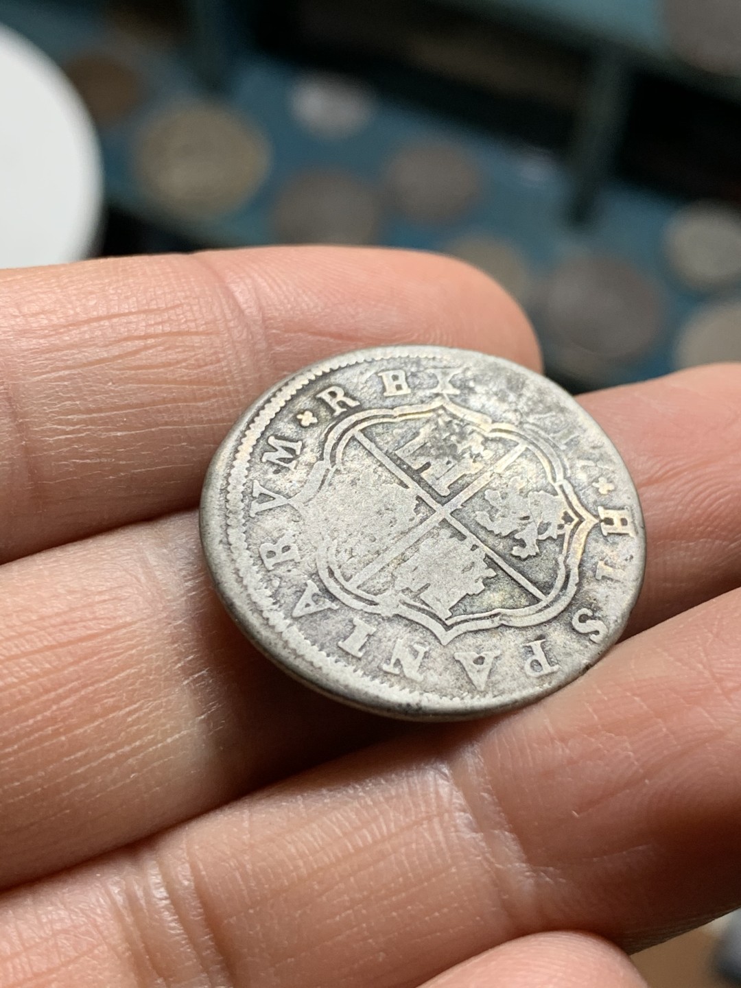 《竞宝斋》第36场-本周日 （全场顺丰包邮） 少见 早期西班牙 1717年 菲利普五世银币 2R 十字版 银币