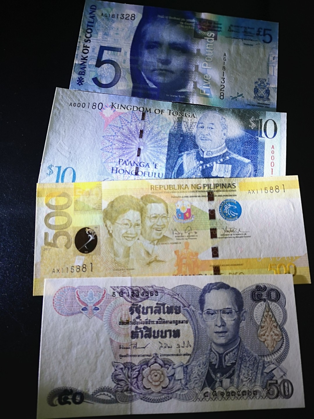 《外钞收藏家》第一百六十九期拍卖（本期65件） 苏格兰、东加王国、泰国、菲律宾四张 全新UNC 无47