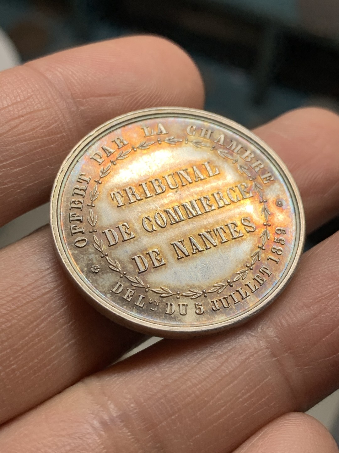 《竞宝斋》第36场-本周日 （全场顺丰包邮） 法国南特商业代币 五彩包浆，蜜蜂铭银标13克