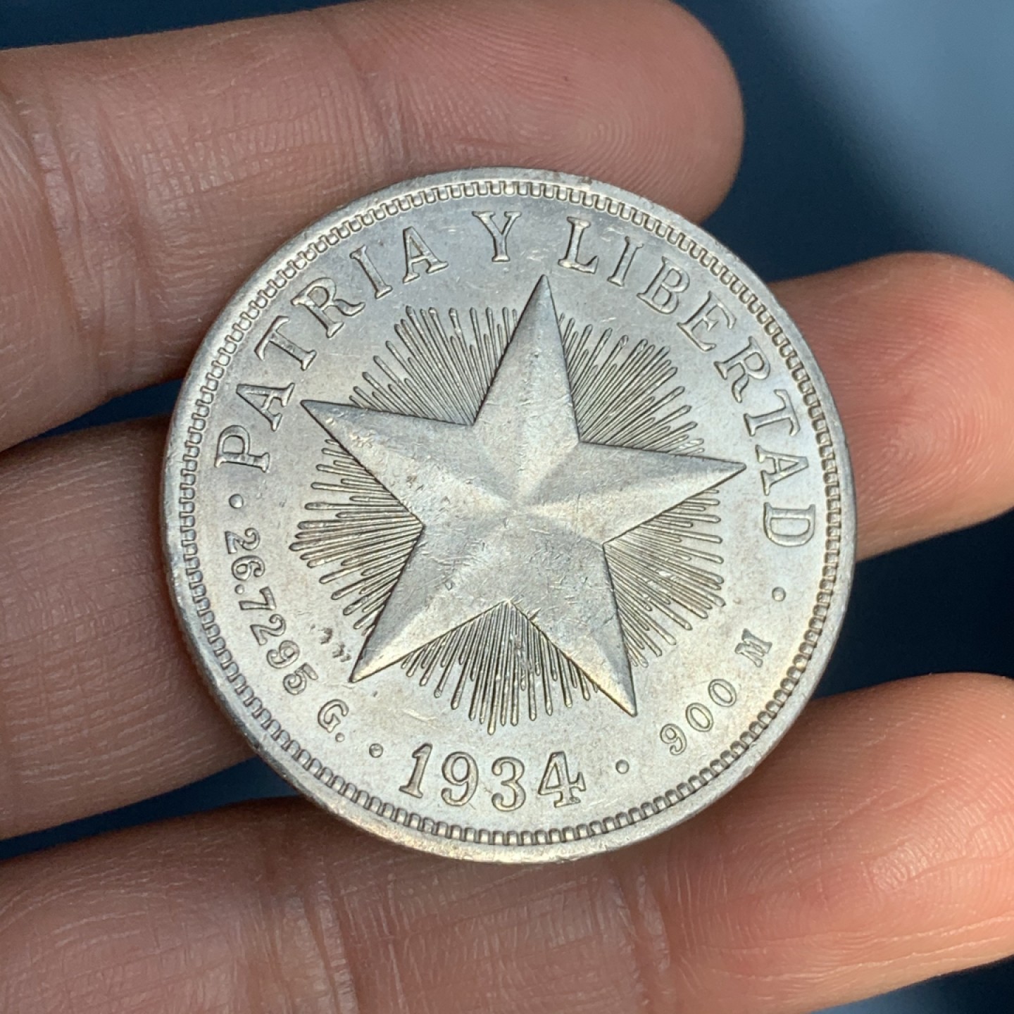 《竞宝斋》第37场-周日 首场自动拍卖 2件或者满200包顺丰 古巴1934年大五星1比索 原光好品 自己送评