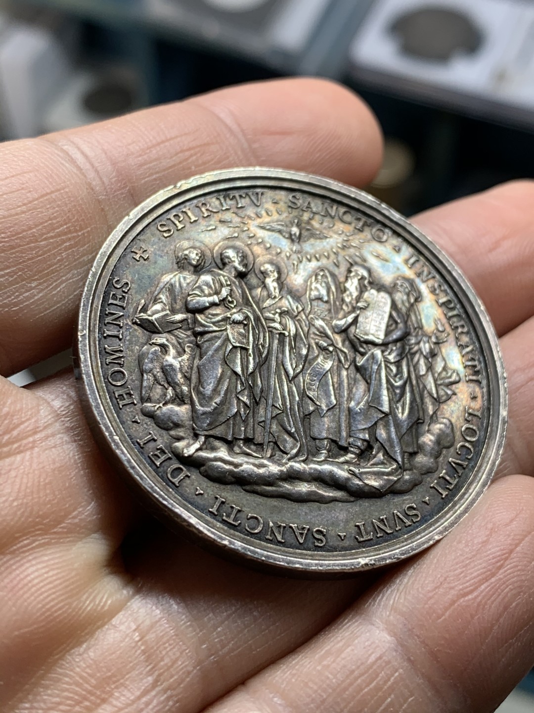 《竞宝斋》第36场-本周日 （全场顺丰包邮） 1880年教皇国耶稣和圣经的诞生纪念大银章 稀少品种，超高浮雕艺术性极强