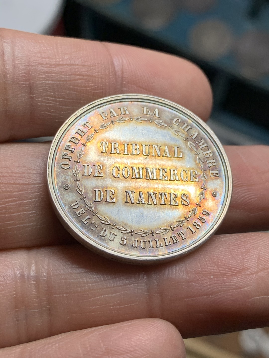 《竞宝斋》第36场-本周日 （全场顺丰包邮） 法国南特商业代币 五彩包浆，蜜蜂铭银标13克