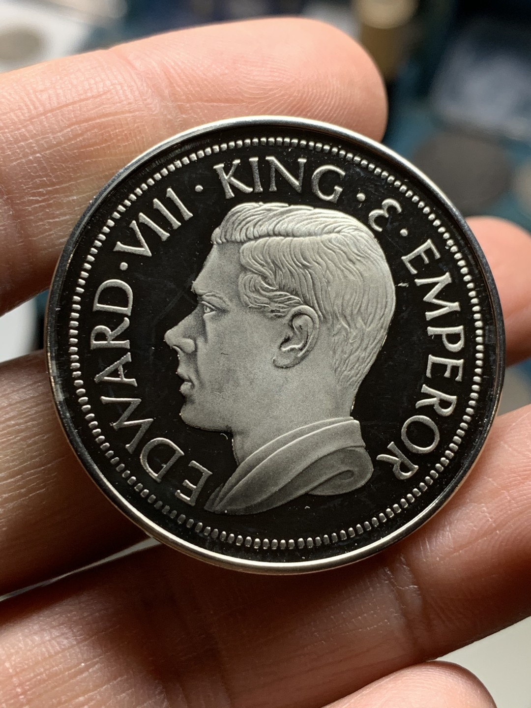 《竞宝斋》第36场-本周日 （全场顺丰包邮） 香港1936年爱德华八世1克朗镍币（珍稀币）