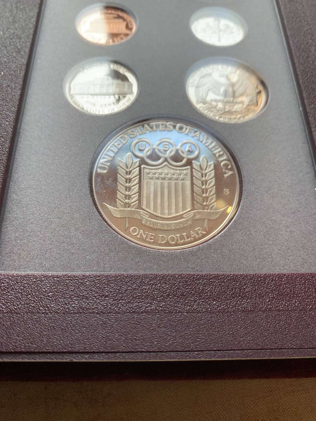 《竞宝斋》第37场-周日 首场自动拍卖 2件或者满200包顺丰 原装美国1992年7枚套本垒打精制币最大的是银币26.73克