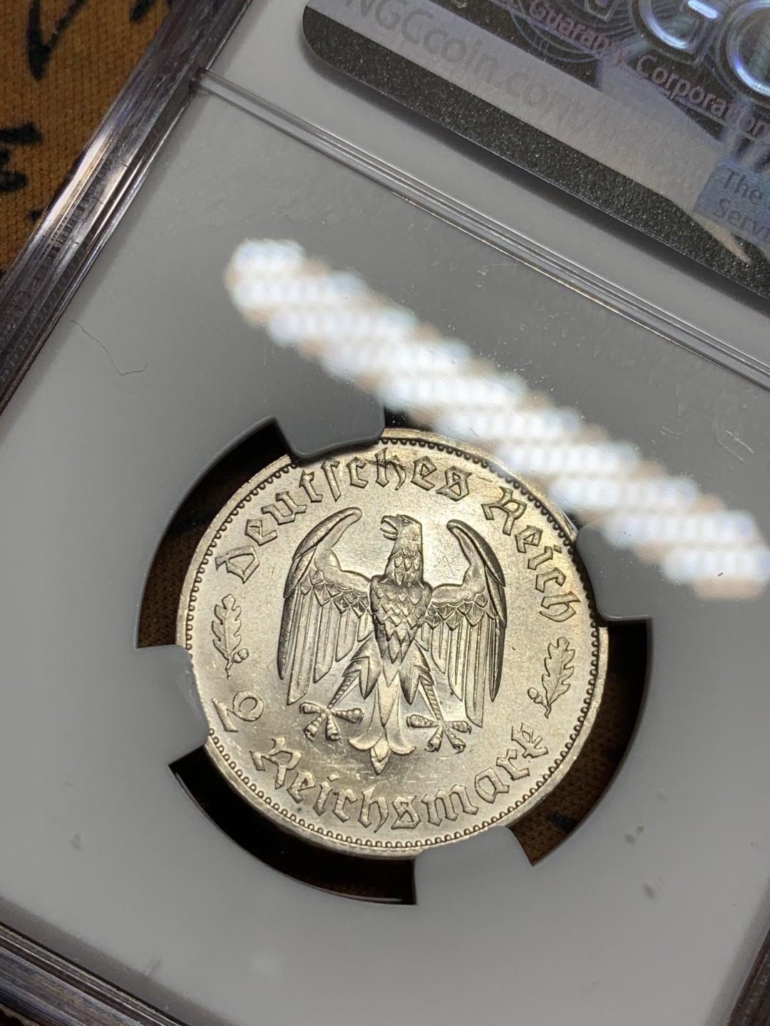 《竞宝斋》第36场-本周日 （全场顺丰包邮） NGC 评级 德国1934年 席勒2马克 银币 非常不错的状态