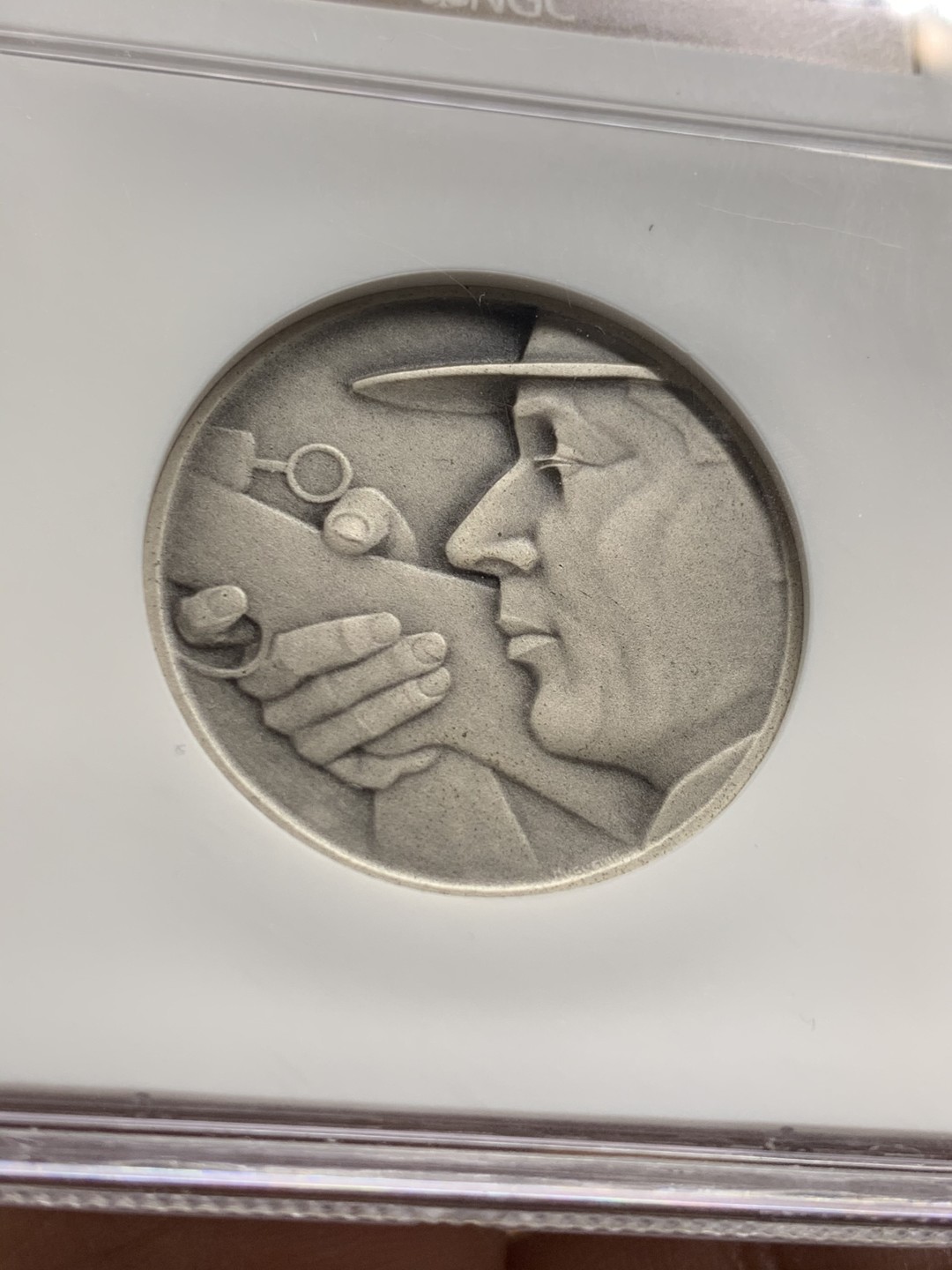 《竞宝斋》第36场-本周日 （全场顺丰包邮） NGC-MS67 瑞士 1931年施维茨-图根射击节银章 让子弹飞 唯一冠军分 存世量个位数 表面有冰霜实物极其养眼 顶级藏品 外拍大热门