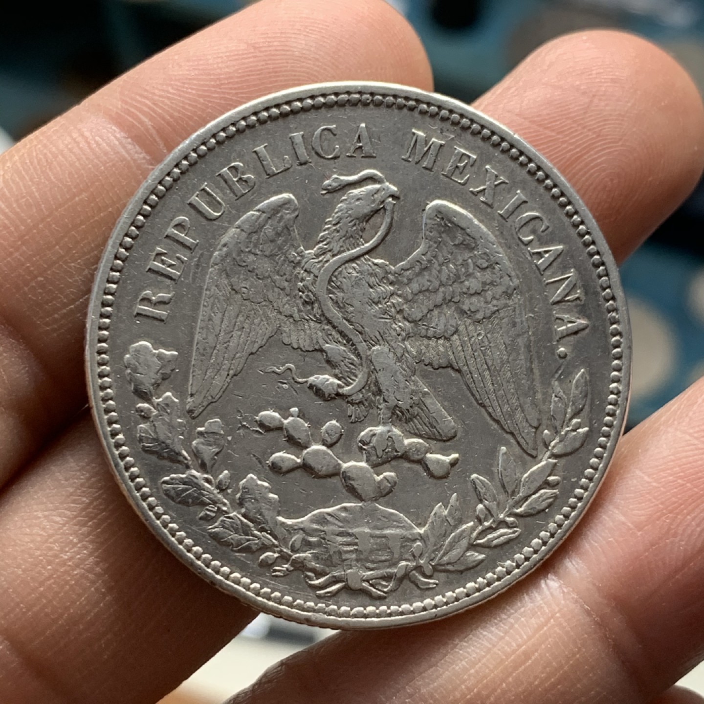 《竞宝斋》第37场-周日 首场自动拍卖 2件或者满200包顺丰 墨西哥1908年Mo 鹰洋 1比索好品大银币