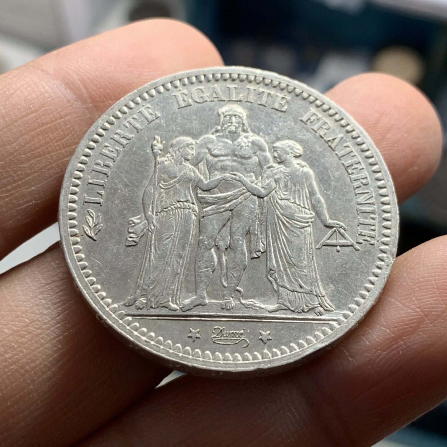 《竞宝斋》第37场-周日 首场自动拍卖 2件或者满200包顺丰 法国1873-A年 大力神 5法郎 大银币 原光好品 可以自己送评