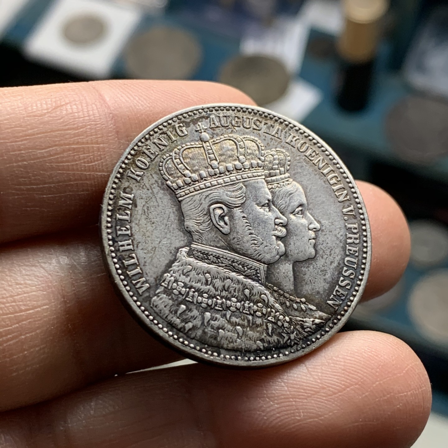 《竞宝斋》第37场-周日 首场自动拍卖 2件或者满200包顺丰 德国普鲁士1861年登基泰勒 原味 大银币 做胸针