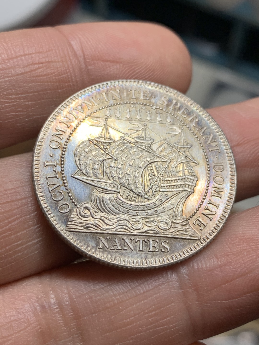 《竞宝斋》第36场-本周日 （全场顺丰包邮） 法国南特银代币 环彩原光，丰饶角银标12.2克