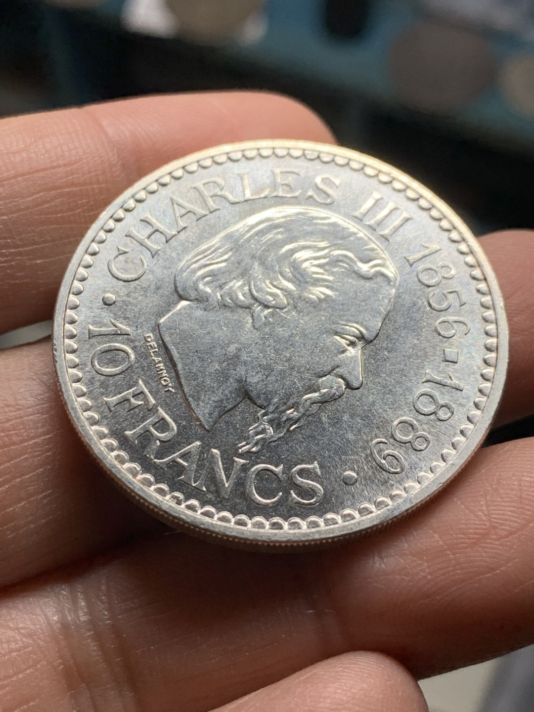 《竞宝斋》第36场-本周日 （全场顺丰包邮） 摩纳哥1966年查理三世10法郎银币 900银，直径38mm，重量25g。