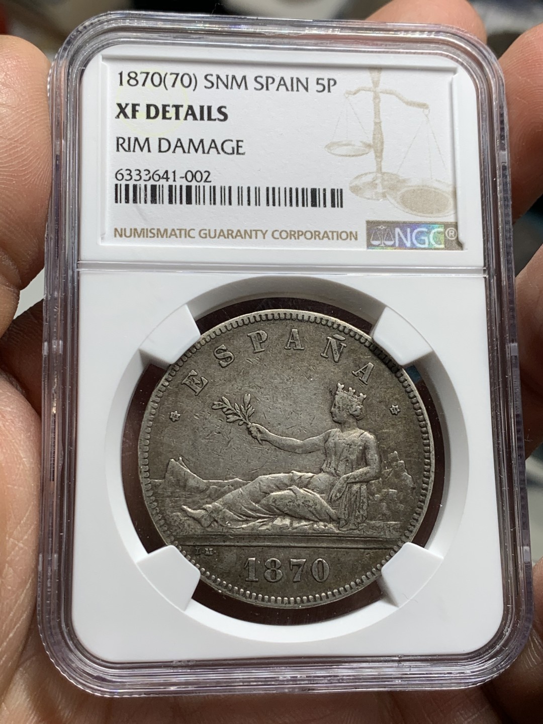 《竞宝斋》第36场-本周日 （全场顺丰包邮） NGC 评级 西班牙 1870年 5比塞塔 拿花双柱 大银币 原味黑包浆！